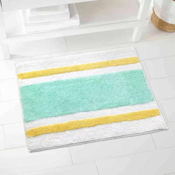 IZOD - Bath Towels, Soft &amp; Absorbent Cotton, Striped Bathroom Decor, Dorm Room Essentials, Set of 2 