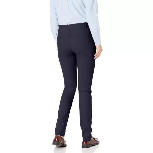 IZOD Junior's Uniform Skinny Stretch Twill Pant