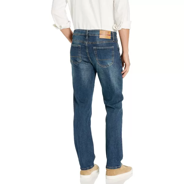 IZOD Men's Comfort Stretch Straight Fit Jean