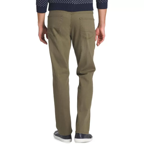 IZOD Men's Relaxed Fit Comfort Stretch Denim Jeans