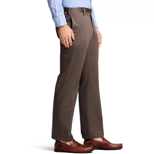 IZOD Men's American Chino Flat Front Classic Fit Pant