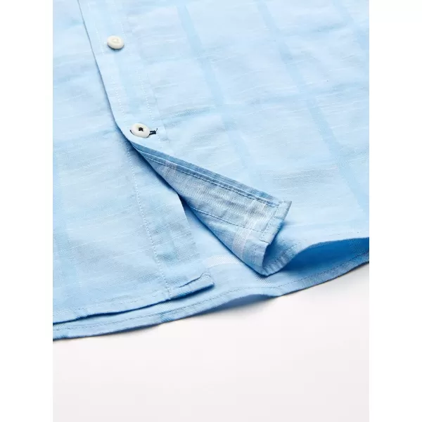 IZOD Men's Big and Tall Saltwater Short Sleeve Windowpane Button Down Shirt