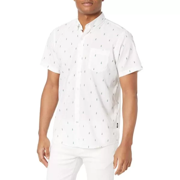 IZOD Men's Breeze Short Sleeve Button Down Patterned Shirt