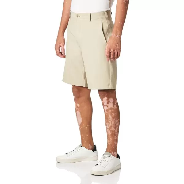 IZOD Men's Swingflex Straight-Fit Stretch Golf Shorts