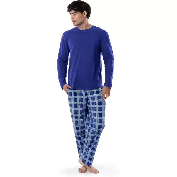IZOD Men's Flannel-Fleece Long Sleeve Top and Pant Sleep Set