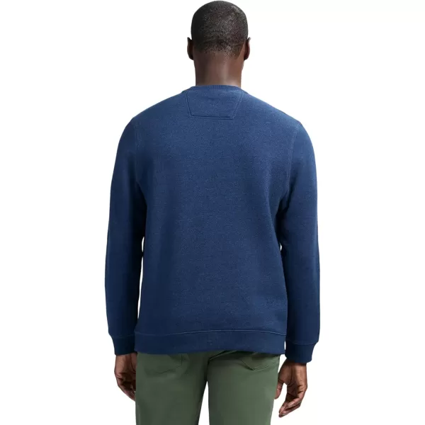 IZOD Men's Advantage Performance Crewneck Fleece Pullover Sweatshirt