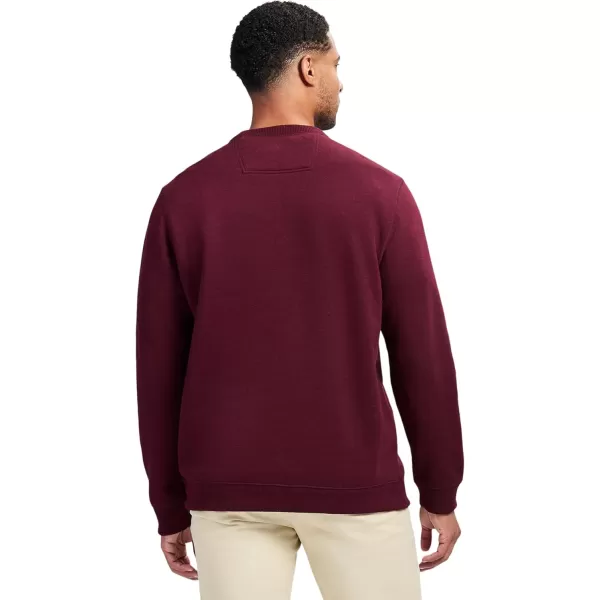 IZOD Men's Advantage Performance Crewneck Fleece Pullover Sweatshirt