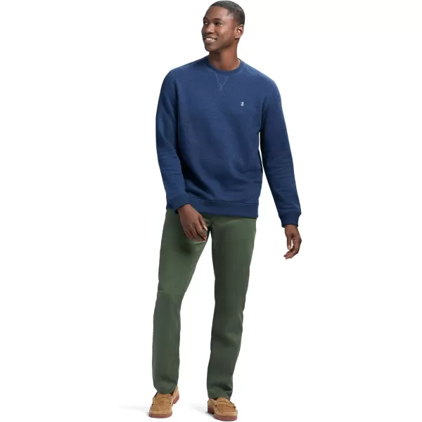 IZOD Men's Advantage Performance Crewneck Fleece Pullover Sweatshirt