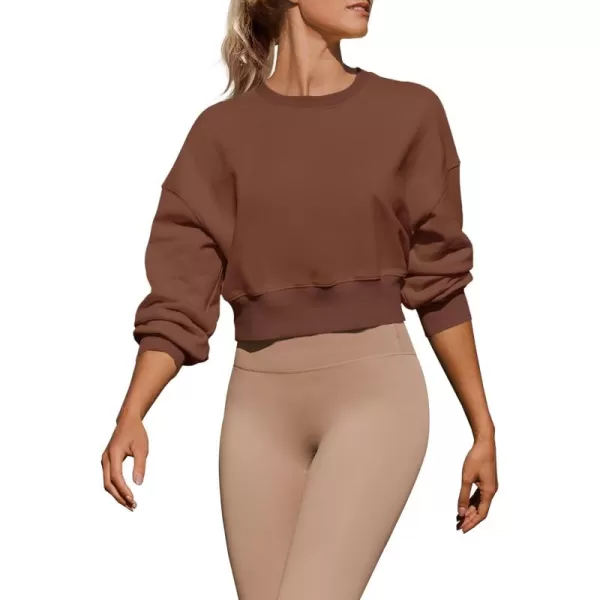 imageZESICA Womens 2024 Crop Sweatshirts Casual Long Sleeve Crewneck Solid Color Y2K Fleece Loose Pullover Sweatshirt TopsTan