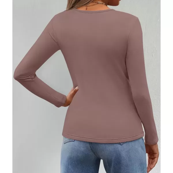imageZESICA Womens Long Sleeve Crewneck Fleece Shirts 2024 Fall Winter Thermal Casual Slim Fit Pullover TopsMaroon
