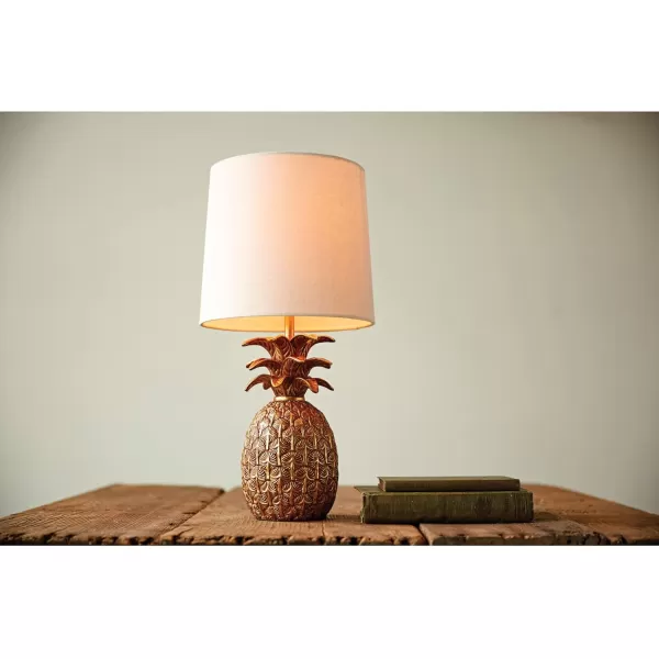 Creative CoOp Pineapple Shaped Table Lamp with Distressed Gold Finish ampamp Linen ShadeGoldWhite