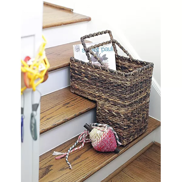 Creative CoOp BacBac Leaf Woven Stair BasketBrown