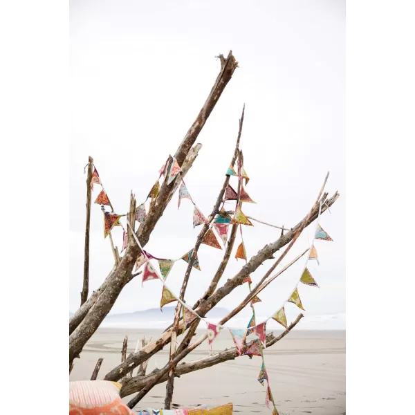 Creative CoOp Vintage Kantha Quilt Garland