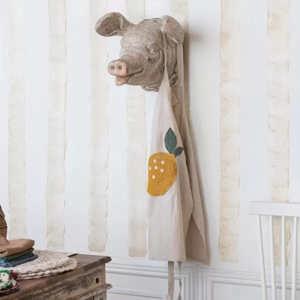 Creative CoOp Rustic Magnesia Pig Head Decor Multicolor