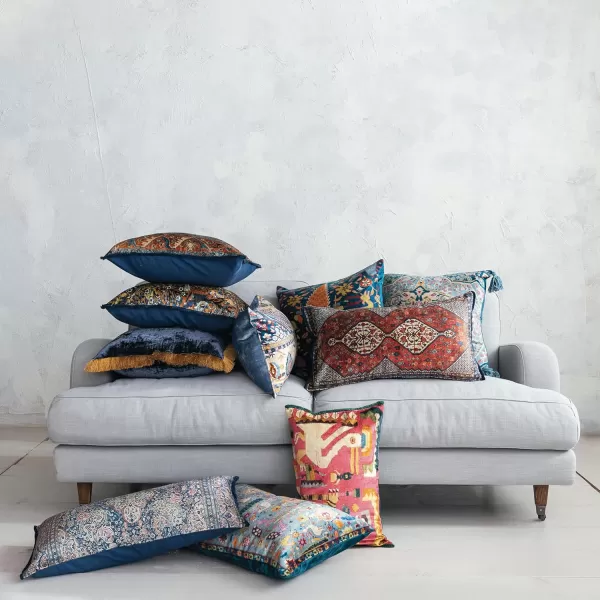 Creative CoOp Multicolor Global Tapestry Velvet Pillow with FringePattern 3