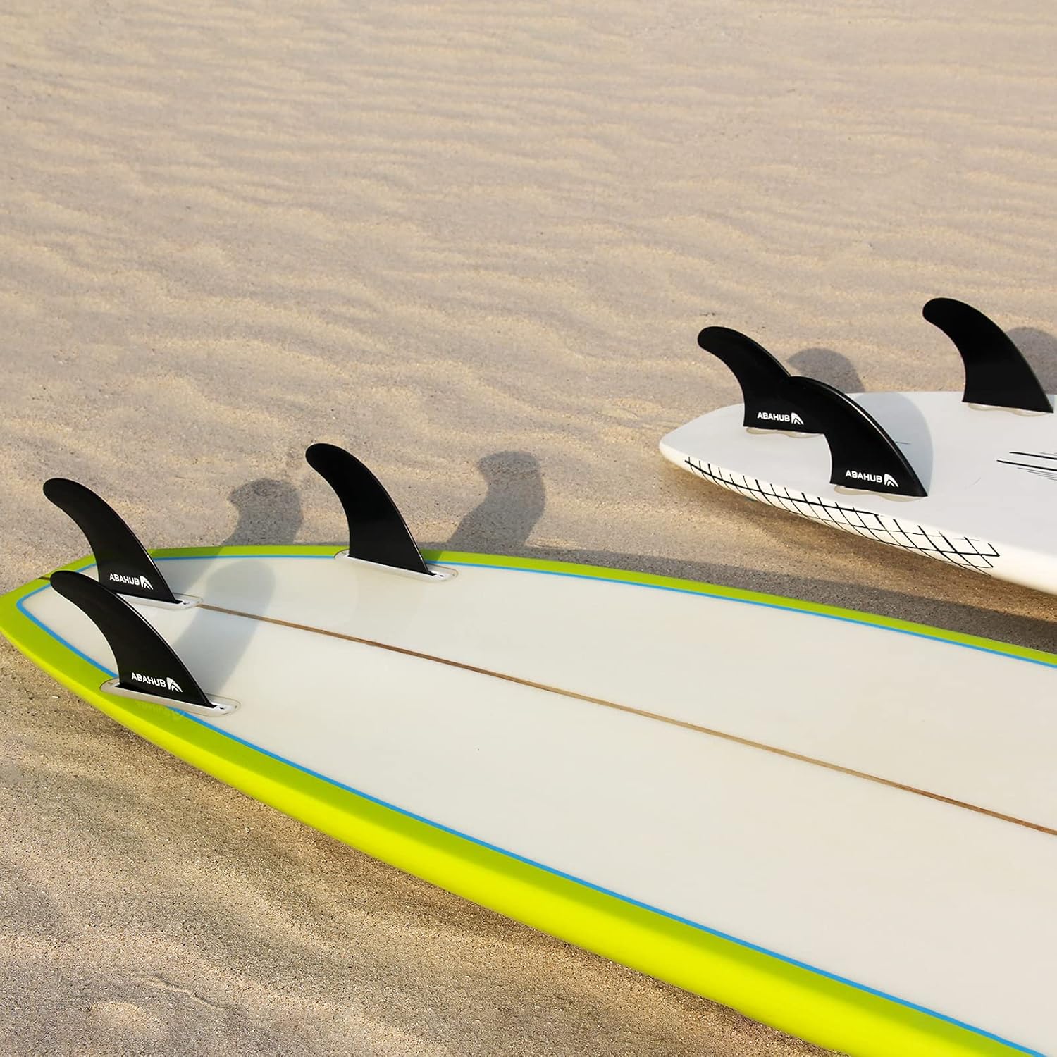 Abahub Surfboard Thruster Fins Set Compatible with FCS Style Fin Box Fiberglass Reinforced G5 Surf Fin 3 Fins for Surf Boards Surfing Longboard Shortboard with Screws and Key BlackBlueWhiteblack with screws and key