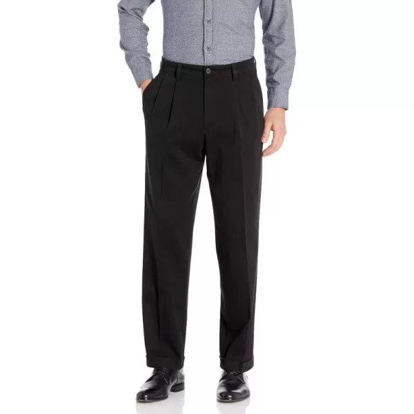 imageDockers Mens Relaxed Fit Easy Khaki Pants  PleatedBlack