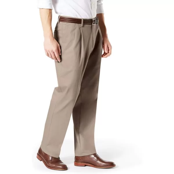 imageDockers Mens Classic Fit Signature Lux Cotton Stretch PantsPleated Regular and Big ampamp TallTimberwolf