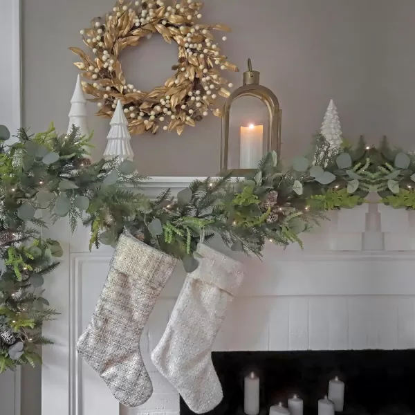 HGTV Home Collection PreLit Winter Garden Artificial Garland with Pinecones and Fern Fronds Battery Operated with Timer HGTV Home Collection Green 9 ftHGTV Home Collection PreLit Winter Garden Artificial Garland with Pinecones and Fern Fronds Battery Operated with Timer HGTV Home Collection Green 9 ft