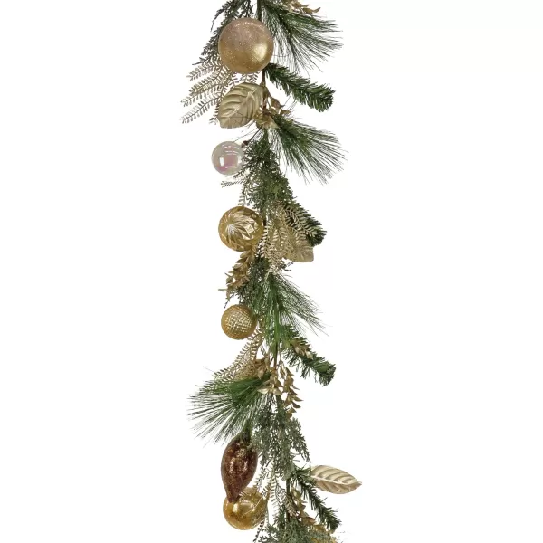 imageHGTV Home Collection 9 Champagne Wishes Garland