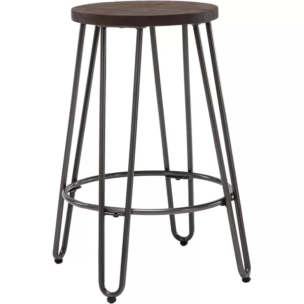 ACEssentials, Quinn Barstool