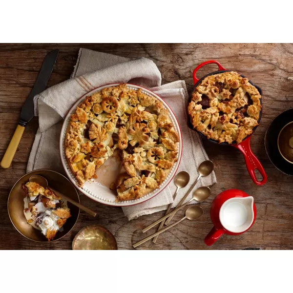Le Creuset Enameled Cast Iron Signature Iron Handle Skillet, 10.25", Rhone