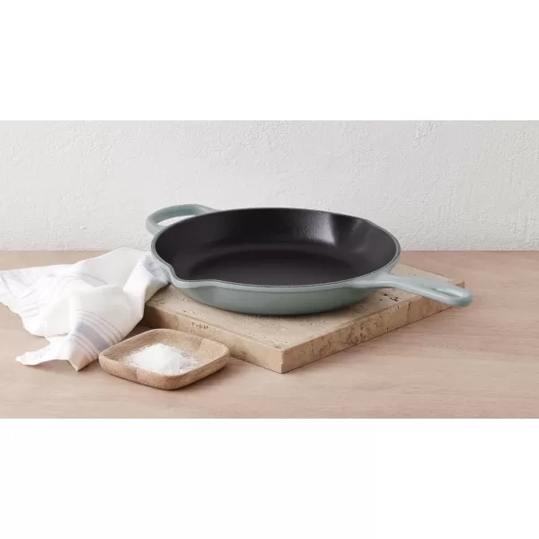 Le Creuset Enameled Cast Iron Signature Iron Handle Skillet, 10.25", Rhone