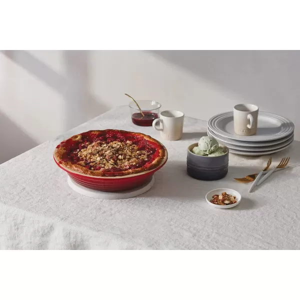 Le Creuset Stoneware Heritage Pie Dish, 9", Rhone