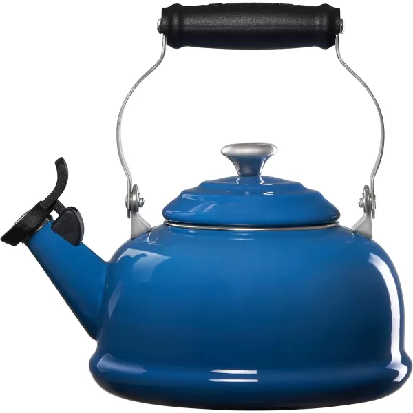 Le Creuset Enamel On Steel Whistling Tea Kettle with Metal Finishes, 1.7 qt., Meringue