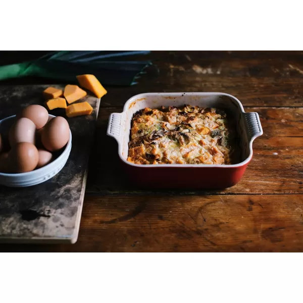 Le Creuset Stoneware 4 PC Heritage Bakeware Set, Cerise