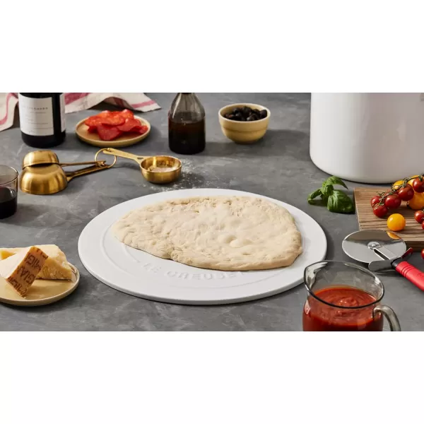 Le Creuset Stoneware Round Pizza Stone, 15 in., Sea Salt