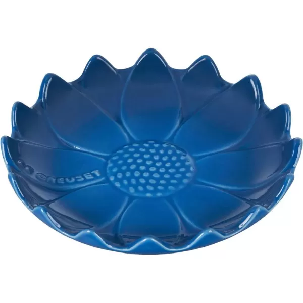 Le Creuset Stoneware Flower Figural Spoon Rest, White