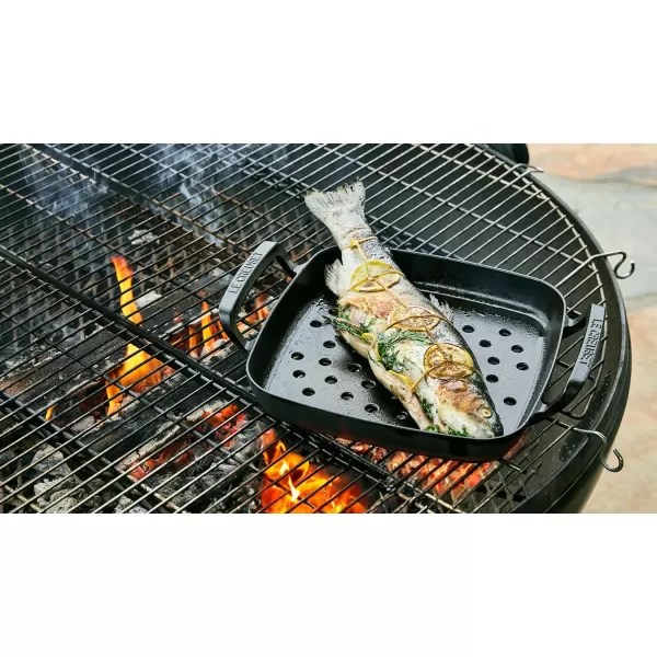 Le Creuset Alpine Outdoor Collection Enameled Cast Iron Pizza Pan, 15"