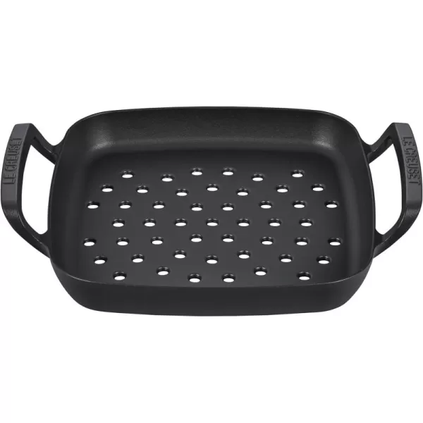 Le Creuset Alpine Outdoor Collection Enameled Cast Iron Pizza Pan, 15"
