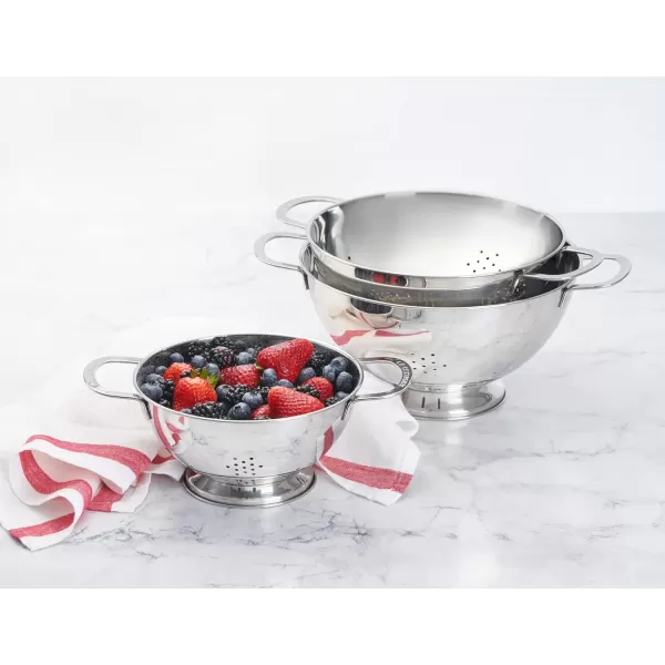 imageLe Creuset Set of 3 Nested Mixing Bowls wNonslip Silicone Base ampamp Plastic Air Tight Lids Large Stainless SteelColanders