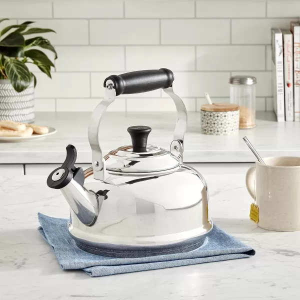 imageLe Creuset Stainless Steel Whistling Tea Kettle 17 qt