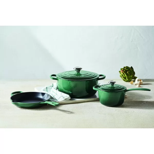 imageLe Creuset Enameled Cast Iron Signature Cookware Set 5 pc  WhiteArtichaut
