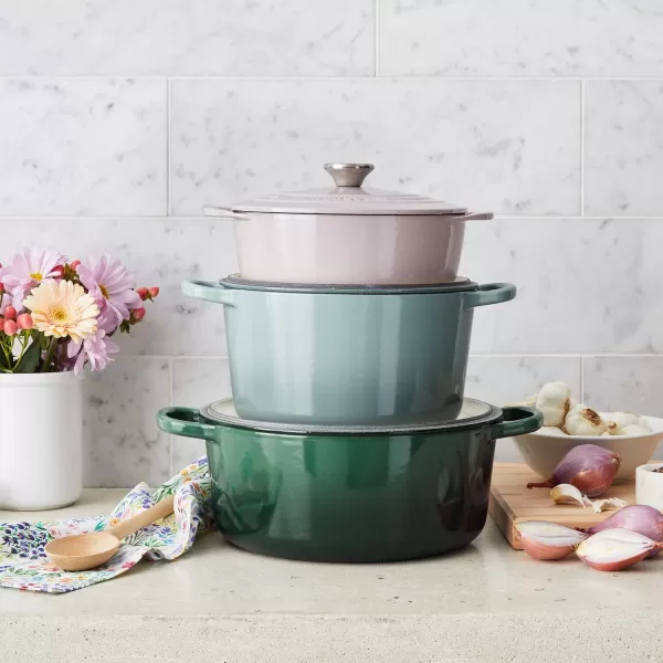 imageLe Creuset Enameled Cast Iron Shallow Round Oven 275 Qt FlameShallot