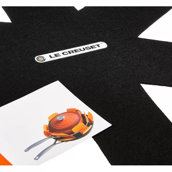 imageLe Creuset Set of 3 Felt Cookware Protectors  CeriseBlack