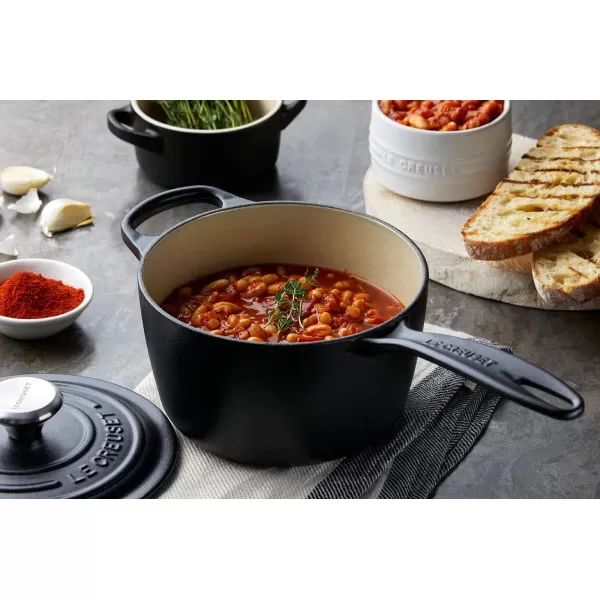 imageLe Creuset Signature Stainless Steel Knob MediumStainless Steel
