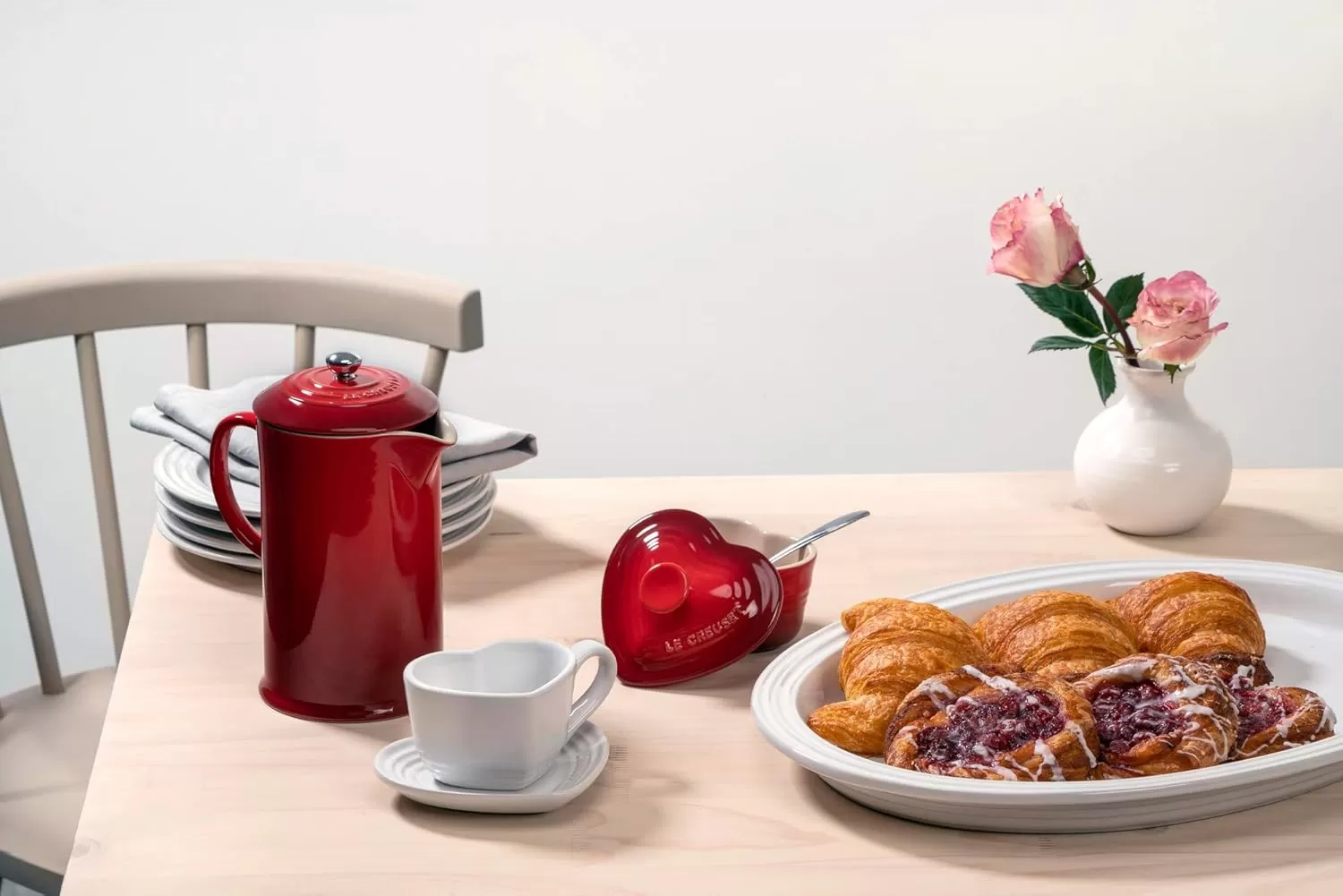 imageLe Creuset Stoneware French Press 34 oz FlameCerise
