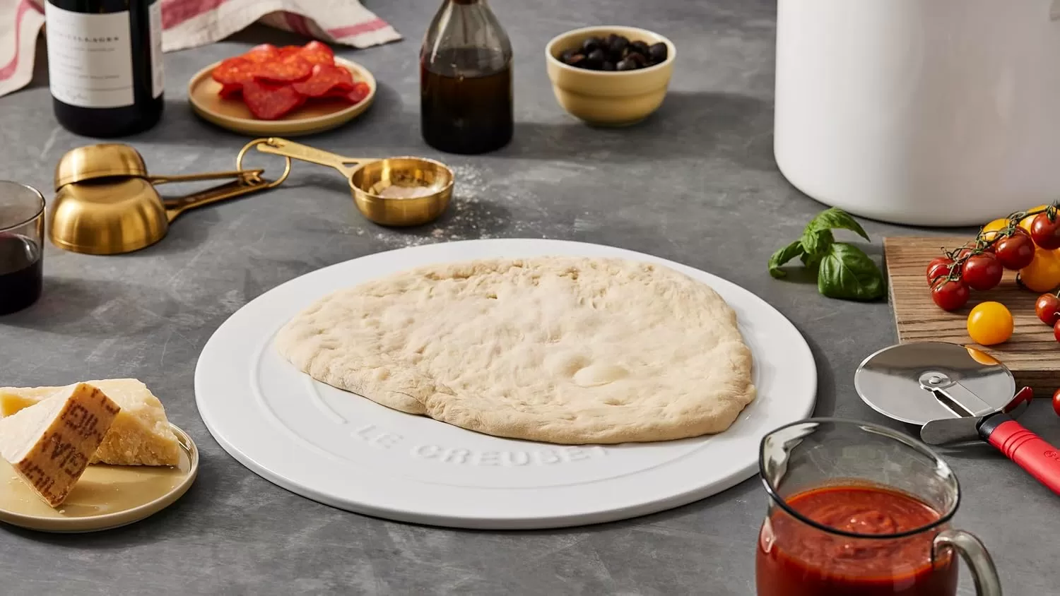imageLe Creuset Stoneware Round Pizza Stone 15 in Sea SaltWhite