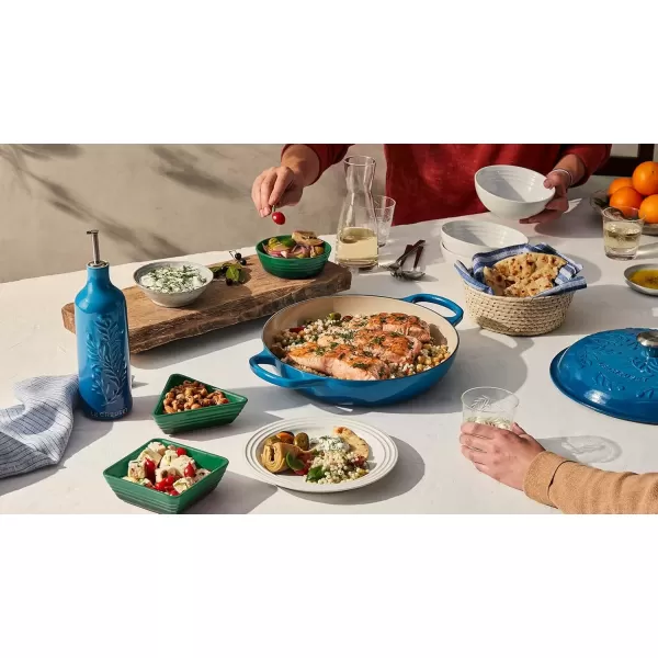 imageLe Creuset Olive Branch Collection Multi Bowl 35 qt ArtichautArtichaut