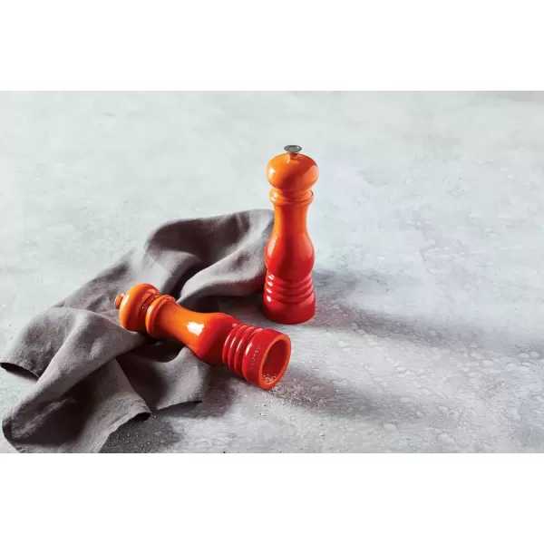 imageLe Creuset Salt and Pepper Mill Set 8quot x 2 12quot each Black ampamp WhiteFlame