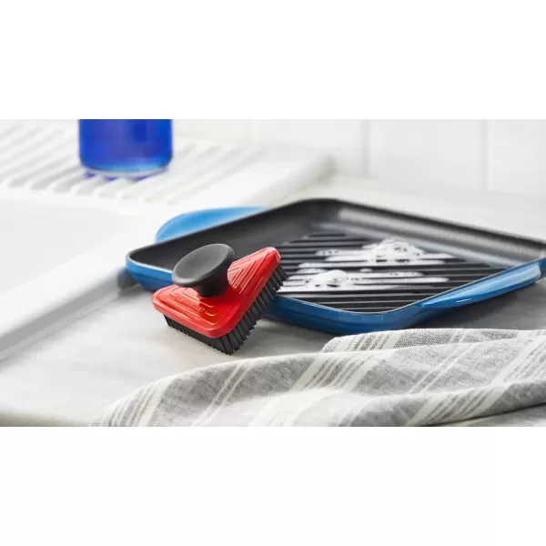 imageLe Creuset Triangle Grill Brush 37quot Black OnyxCerise