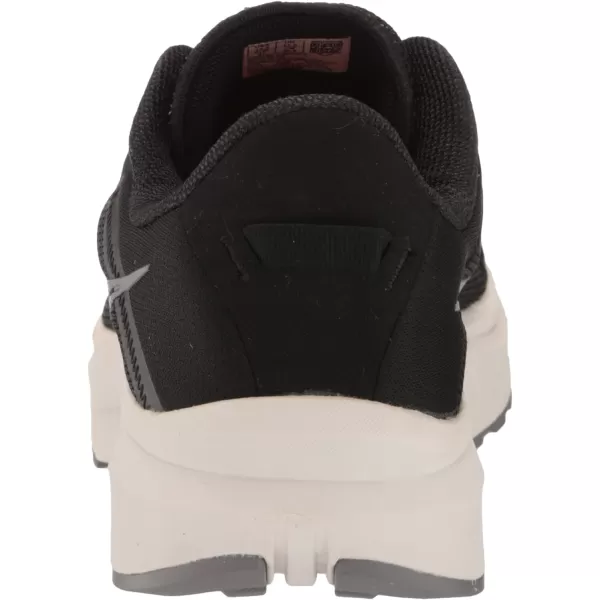 imageSaucony Mens Axon 3 SneakerBlackWhite