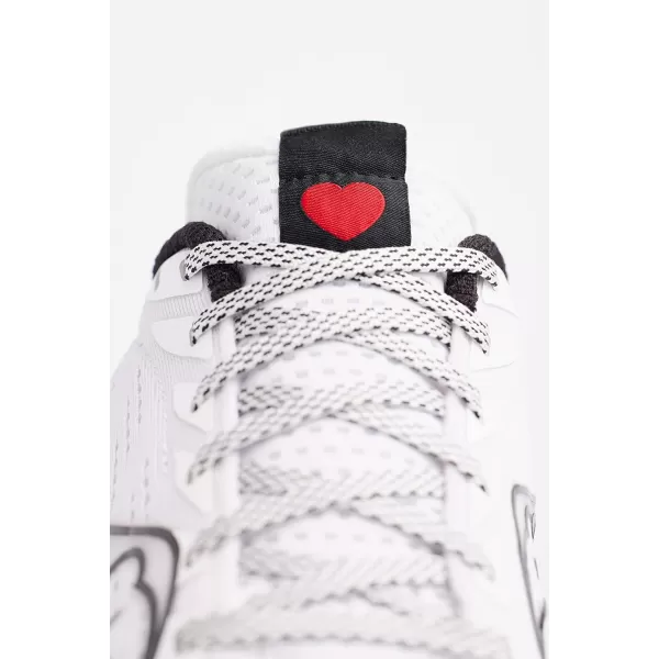 imageSaucony Mens Endorphin Speed 3 Running ShoeWhiteBlack Nyc