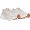 imageSaucony Mens Guide 18 SneakerBone